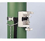 Image of VWR Talon Cylinder Bench Clamp 972056 Bench Clamp With Safety Chain