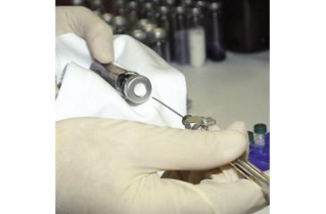 Image of Milliken Anticon Gold STER12X12FP PK100 492226942