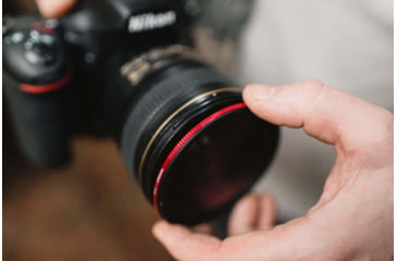 Image of Moment 82mm CineFlare Streak Filter, Blue, 600-125