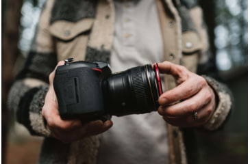 Image of Moment 82mm CineFlare Streak Filter, Blue, 600-125